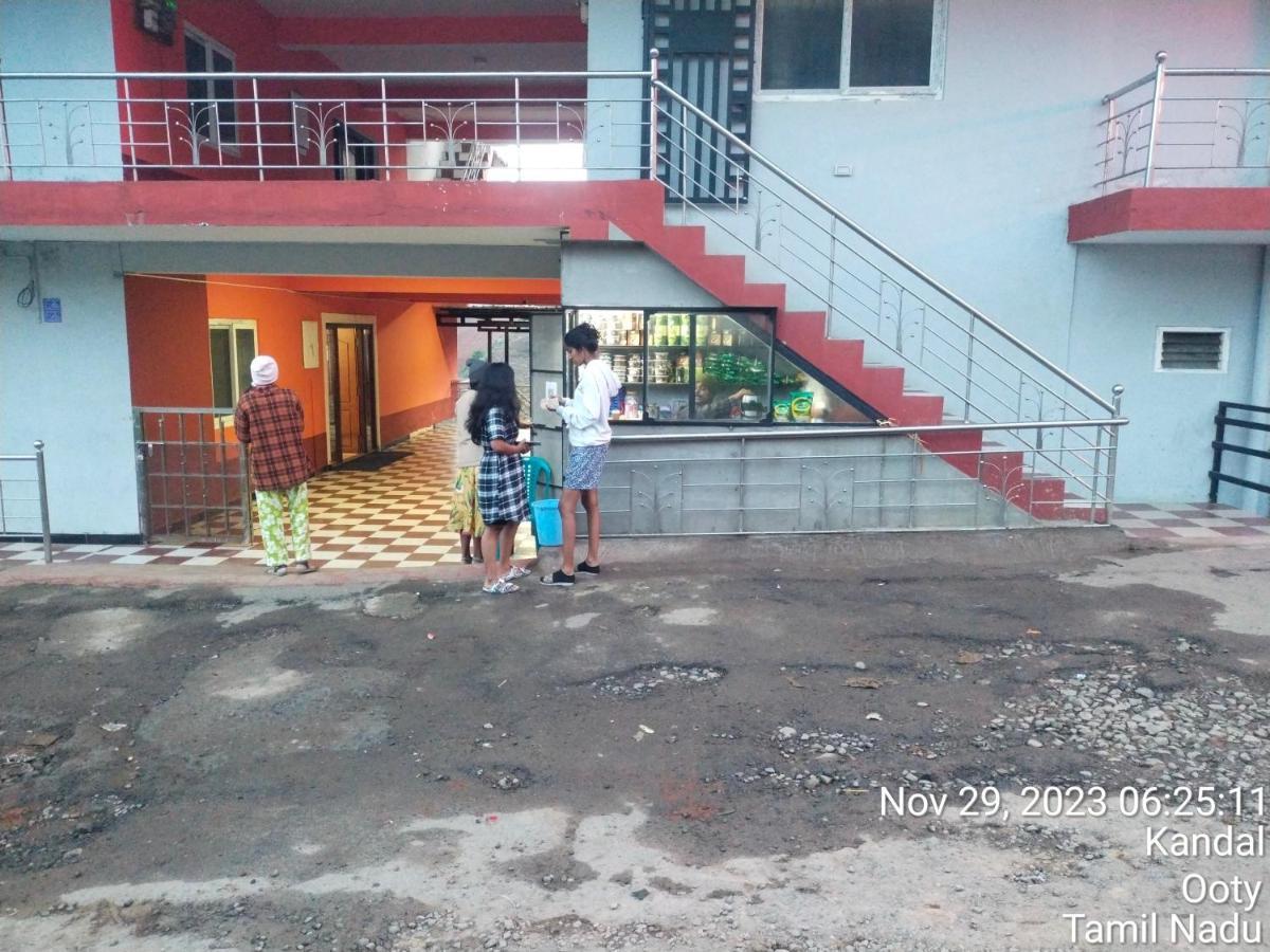 J J Homes Ooty Buitenkant foto